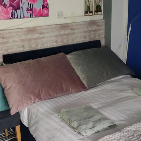 Joanna'S Studio , Key Locker By Whatsapp Own Entrance, Own Bathroom Youghal Luaran gambar